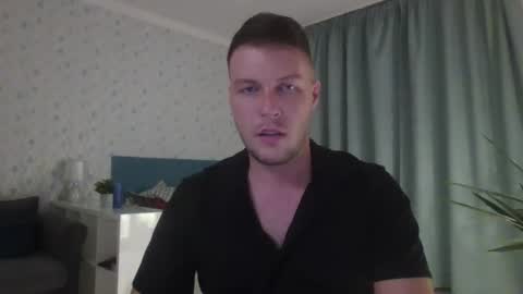 Snapshot of markster9696 chatting on 10/12/25, 10:53 markster9696 online show from 10/12/25, 10:53