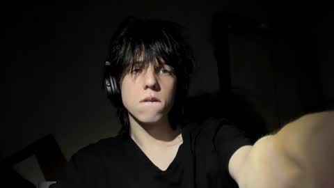 Mark online show from 04/12/26, 09:53