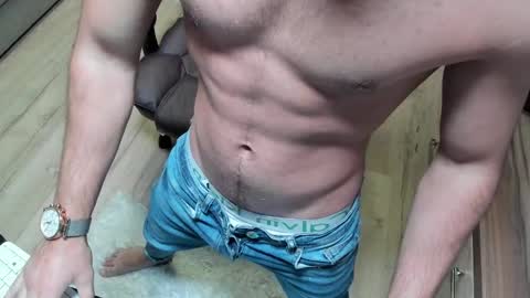 Snapshot of marktison chatting on 02/12/25, 04:33 Tison online show from 02/12/25, 04:33