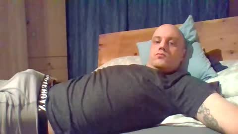 markus_7 online show from 02/15/25, 04:23