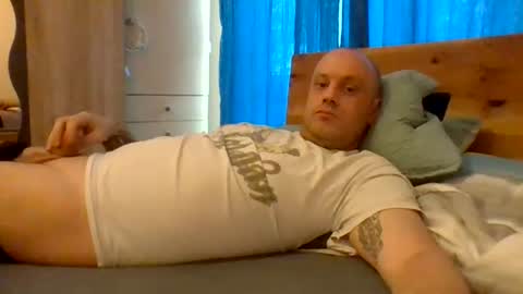 Snapshot of markus_7 chatting on 06/27/26, 12:22 markus_7 online show from 06/27/26, 12:22