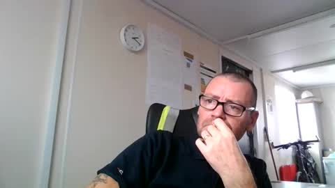 Snapshot of markyhowudoin chatting on 11/07/25, 02:17 markyhowudoin online show from 11/07/25, 02:17