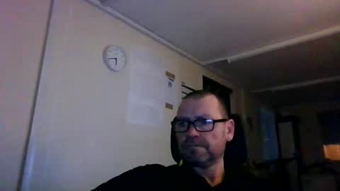 Snapshot of markyhowudoin chatting on 11/08/25, 05:40 markyhowudoin online show from 11/08/25, 05:40