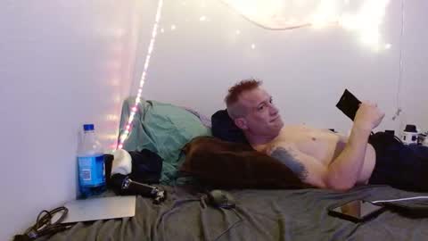 markymark101825061 online show from 02/14/25, 07:49