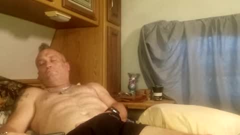 markymark101825061 online show from 12/20/25, 02:02