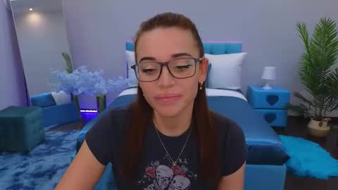 MarlaDewis online show from 10/04/25, 01:53