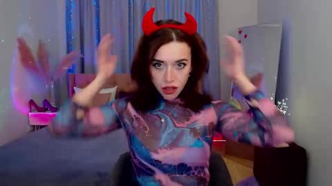 MarlaDewis online show from 11/23/25, 06:24