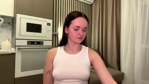 Maja online show from 10/15/25, 05:35