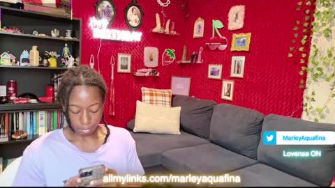 Snapshot of marleymadness9 chatting on 09/22/25, 01:13 MarleyAquafina online show from 09/22/25, 01:13