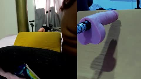 Snapshot of marlyn_black chatting on 12/20/25, 06:59 marlyn_black online show from 12/20/25, 06:59