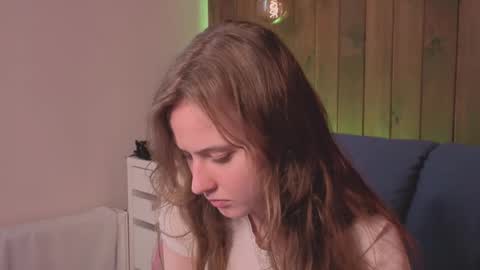 Andriella online show from 04/18/26, 11:58