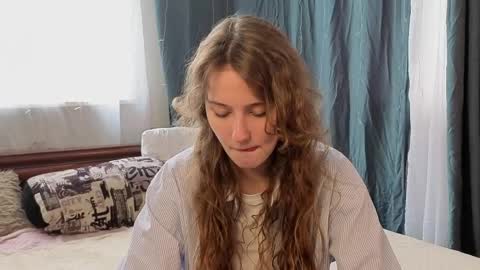 Snapshot of marquitamergel chatting on 05/31/26, 10:33 Andriella online show from 05/31/26, 10:33