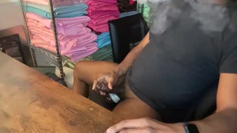 Snapshot of marriedblkbator chatting on 02/03/25, 02:34 marriedblkbator online show from 02/03/25, 02:34