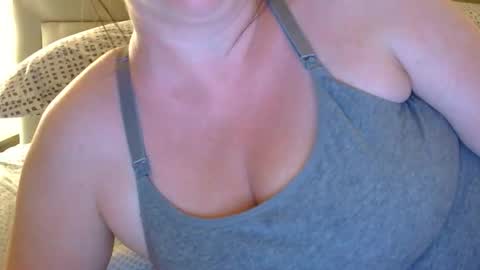 Jess and Nick online show from 06/02/26, 02:57