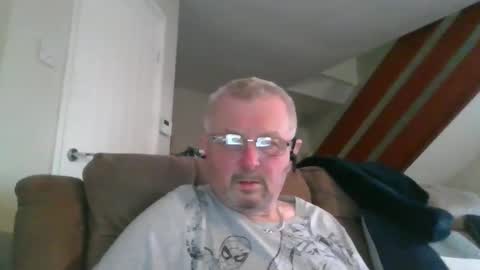 Snapshot of marrrrc chatting on 01/24/25, 08:55 marrrrc online show from 01/24/25, 08:55