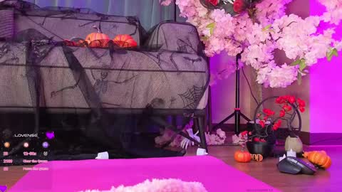 Snapshot of marry_cordy chatting on 10/28/25, 07:49 Mary online show from 10/28/25, 07:49