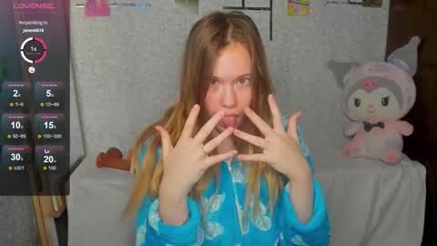 Snapshot of marryjanes chatting on 11/09/25, 06:23 marryjanes online show from 11/09/25, 06:23