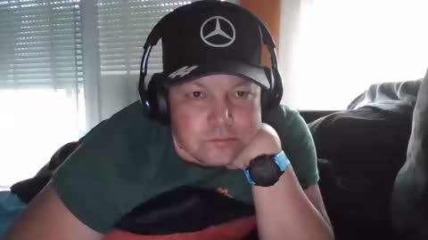 mars0481 online show from 09/17/25, 06:15