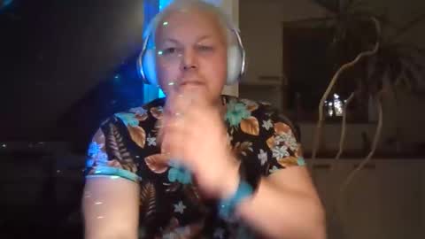 mars0481 online show from 11/27/25, 10:12