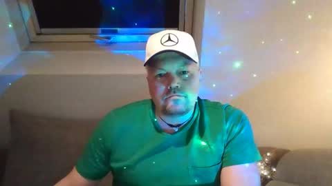 mars0481 online show from 12/04/25, 03:32