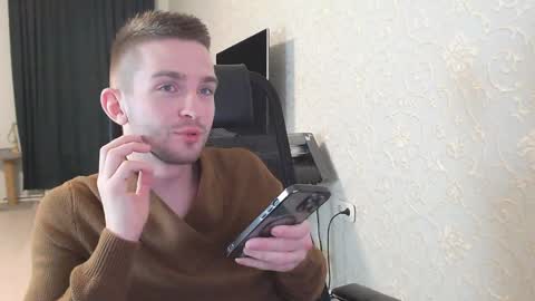 Snapshot of marselle_looker chatting on 01/25/25, 04:56 Marselle online show from 01/25/25, 04:56