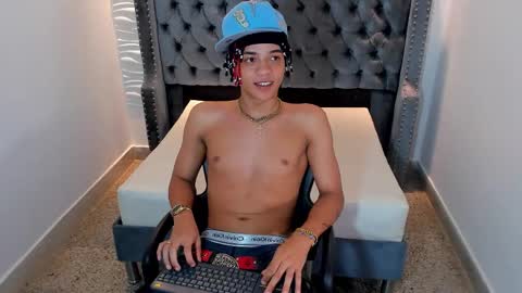 MARSHALL online show from 11/07/25, 04:12