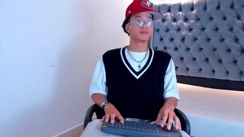 MARSHALL online show from 03/18/26, 01:14