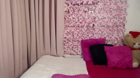 DONT FORGET TO FOLLOW ME AND GIVE ME A THUMBS UP GUYS- martha online show from 02/21/25, 06:29