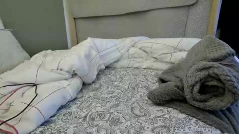 Martha online show from 11/21/25, 07:51