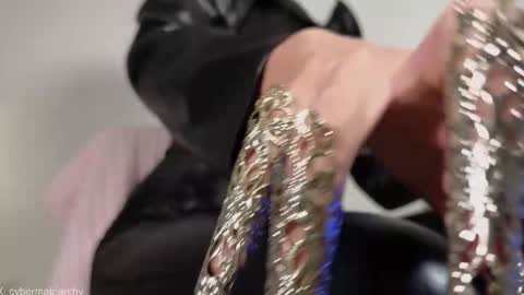 Ultimate Goddess online show from 11/15/25, 08:00