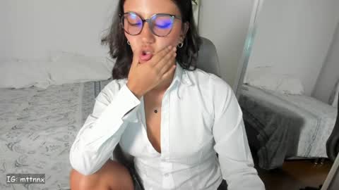 Snapshot of martiiinaa_ chatting on 06/06/26, 03:44 Martina online show from 06/06/26, 03:44