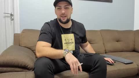 Snapshot of martiinsoul chatting on 01/01/25, 01:37 Martiinsoul online show from 01/01/25, 01:37