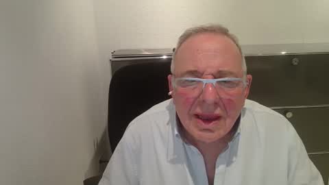 martin_1947 online show from 05/22/26, 07:30