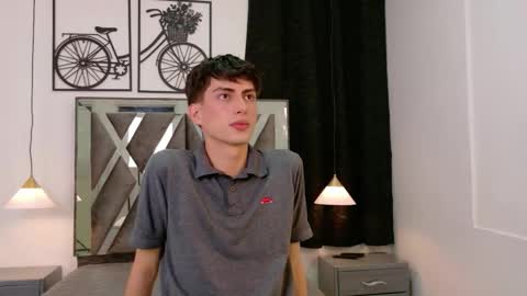 Snapshot of martin_williams_ chatting on 12/19/25, 12:12 martin_williams_ online show from 12/19/25, 12:12