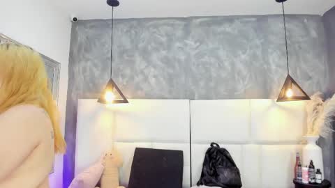 Martina  online show from 04/10/26, 12:10