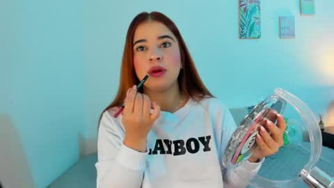 C A R O L I N A  online show from 04/15/26, 10:55