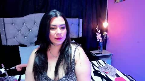   MARTINA   online show from 02/25/25, 11:41