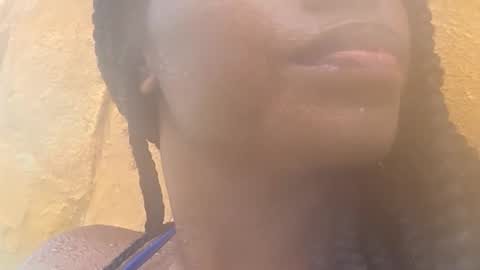 Laura online show from 02/14/26, 07:21