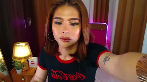 Martina online show from 04/17/26, 10:02