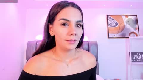 Martina online show from 11/08/25, 11:54