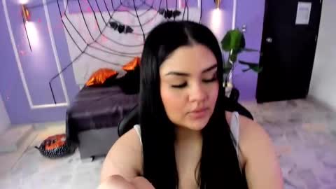 Martina  online show from 10/16/25, 07:59