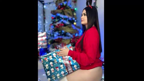 Martina  online show from 12/16/25, 08:03