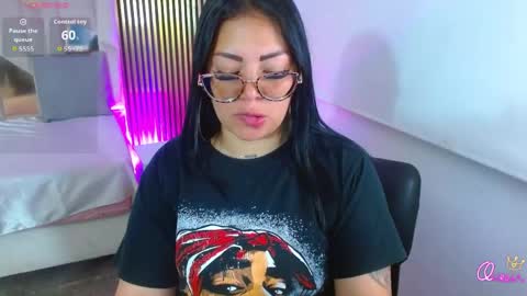 Snapshot of martina_tay chatting on 04/28/26, 03:22 Hey im martina online show from 04/28/26, 03:22
