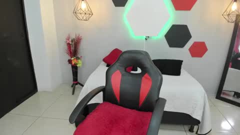 Martina online show from 01/20/25, 07:15