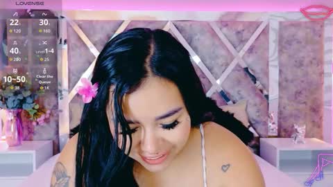 Martina Garcia online show from 10/16/25, 08:21