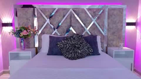 Martina Garcia online show from 12/21/25, 06:59