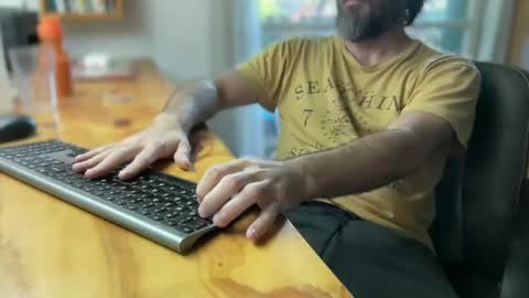 Snapshot of martincito22xl chatting on 01/04/25, 09:20 Martincito online show from 01/04/25, 09:20