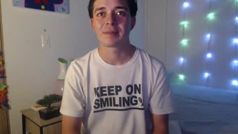 Snapshot of martindelarua574163 chatting on 03/12/25, 03:24 arleyarleyarleyarleyarley online show from 03/12/25, 03:24