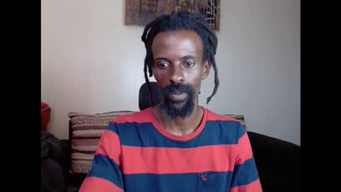 martineznn64 online show from 12/23/25, 08:45