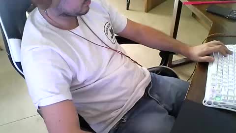 martingillesg online show from 04/23/26, 04:31